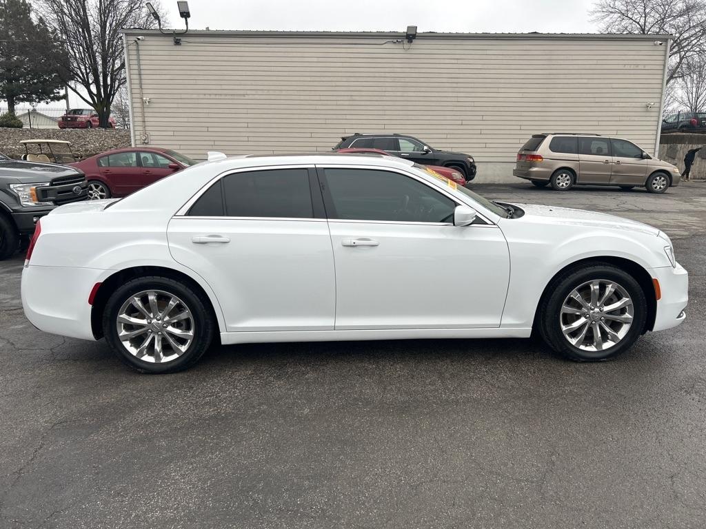 Chrysler 300 Limited AWD 2015