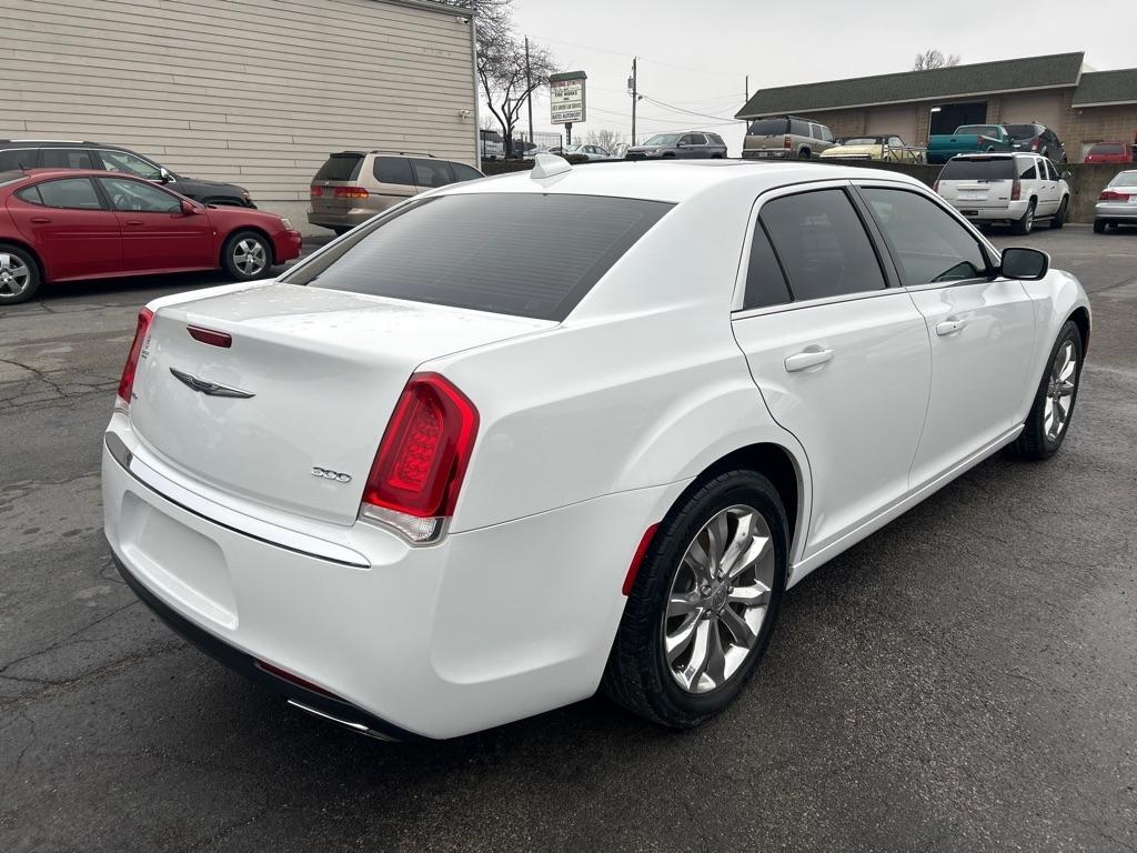 Chrysler 300 Limited AWD 2015