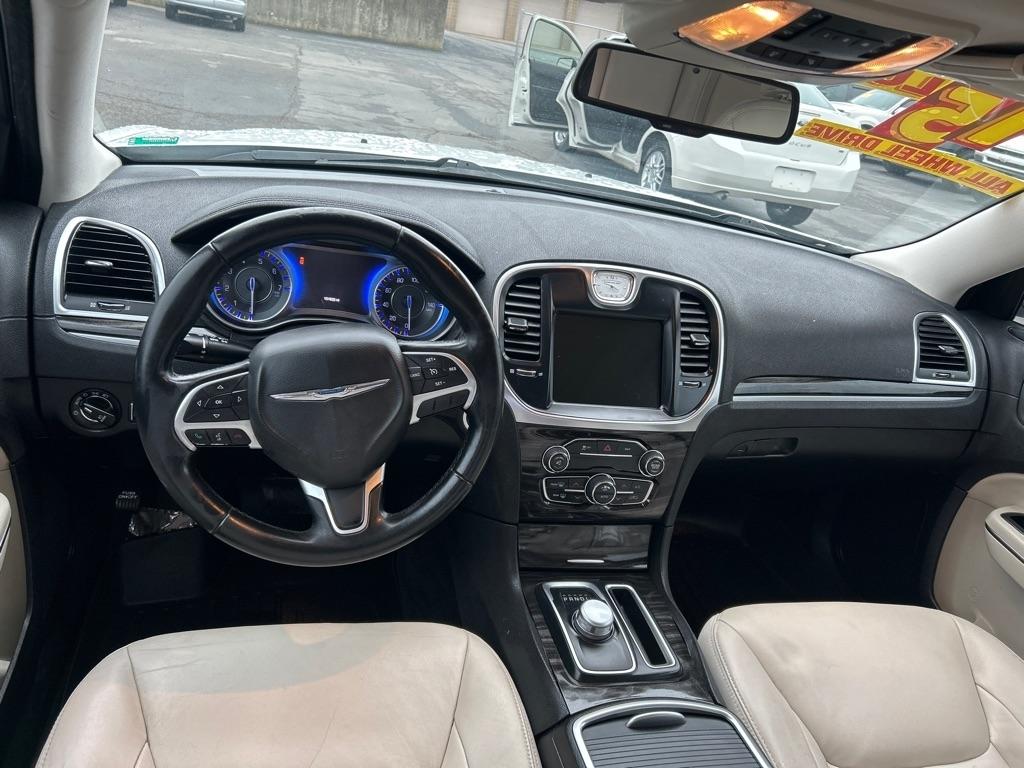 Chrysler 300 Limited AWD 2015