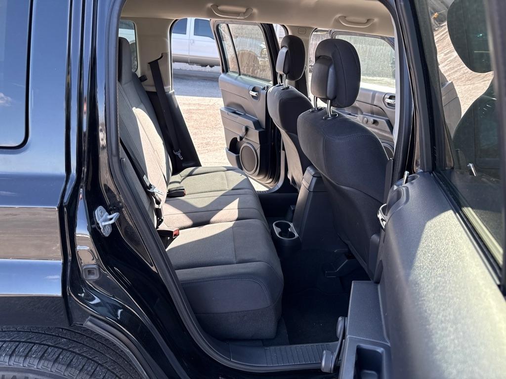 Jeep Patriot Sport 2WD 2012