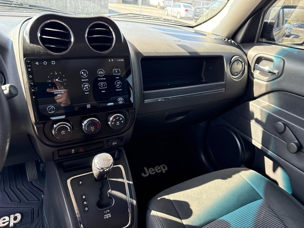 Jeep Patriot Sport 2WD 2012