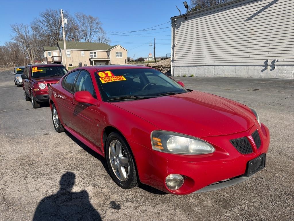 Pontiac Grand Prix GT sedan 2007