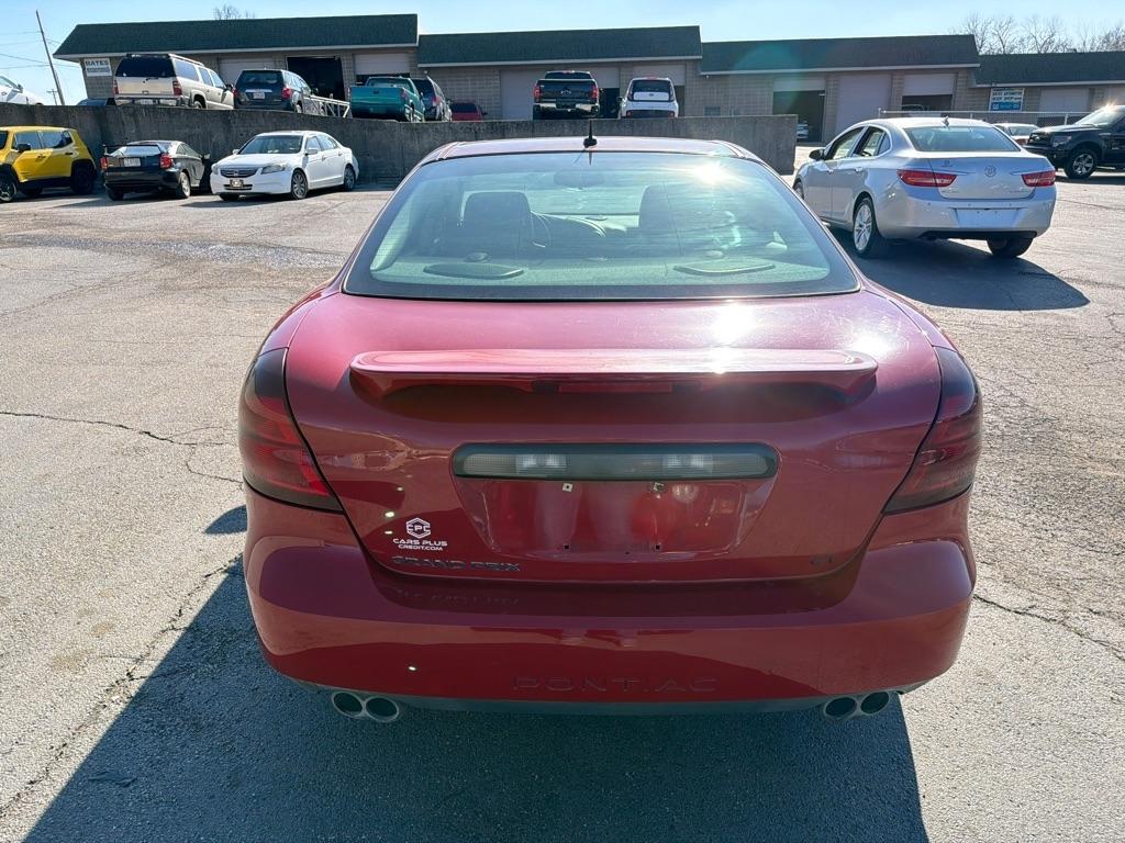 Pontiac Grand Prix GT sedan 2007