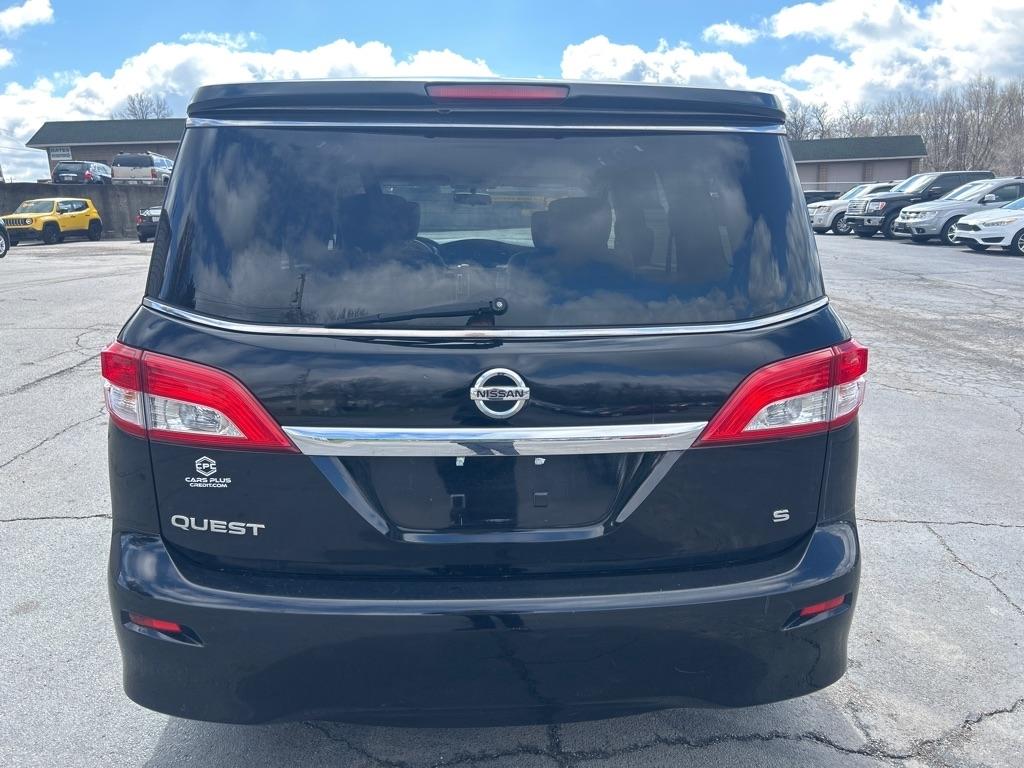Nissan Quest 3.5 S 2012