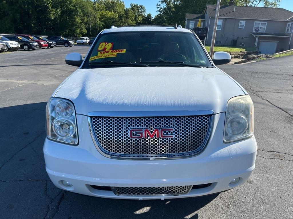 GMC Yukon Denali XL 4WD 2009