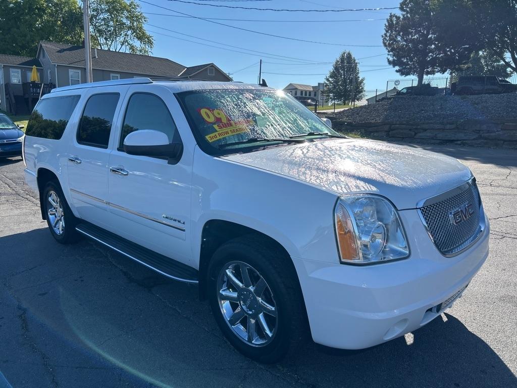 GMC Yukon Denali XL 4WD 2009