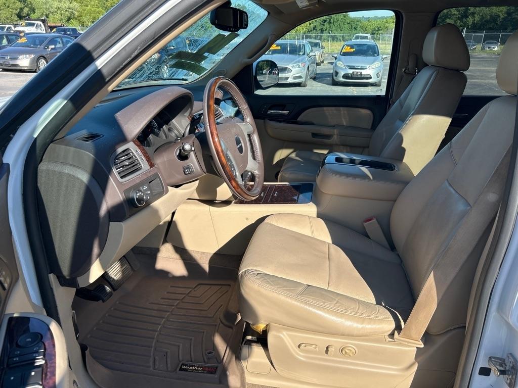 GMC Yukon Denali XL 4WD 2009
