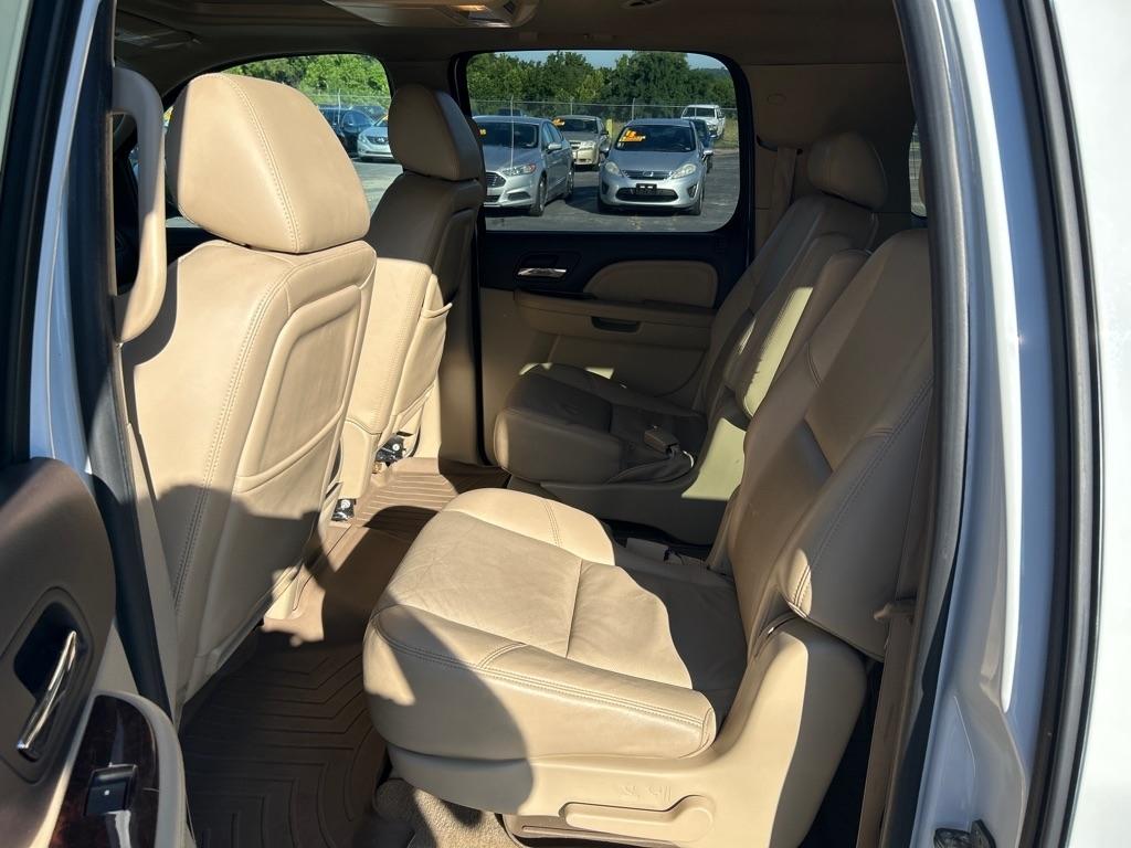 GMC Yukon Denali XL 4WD 2009