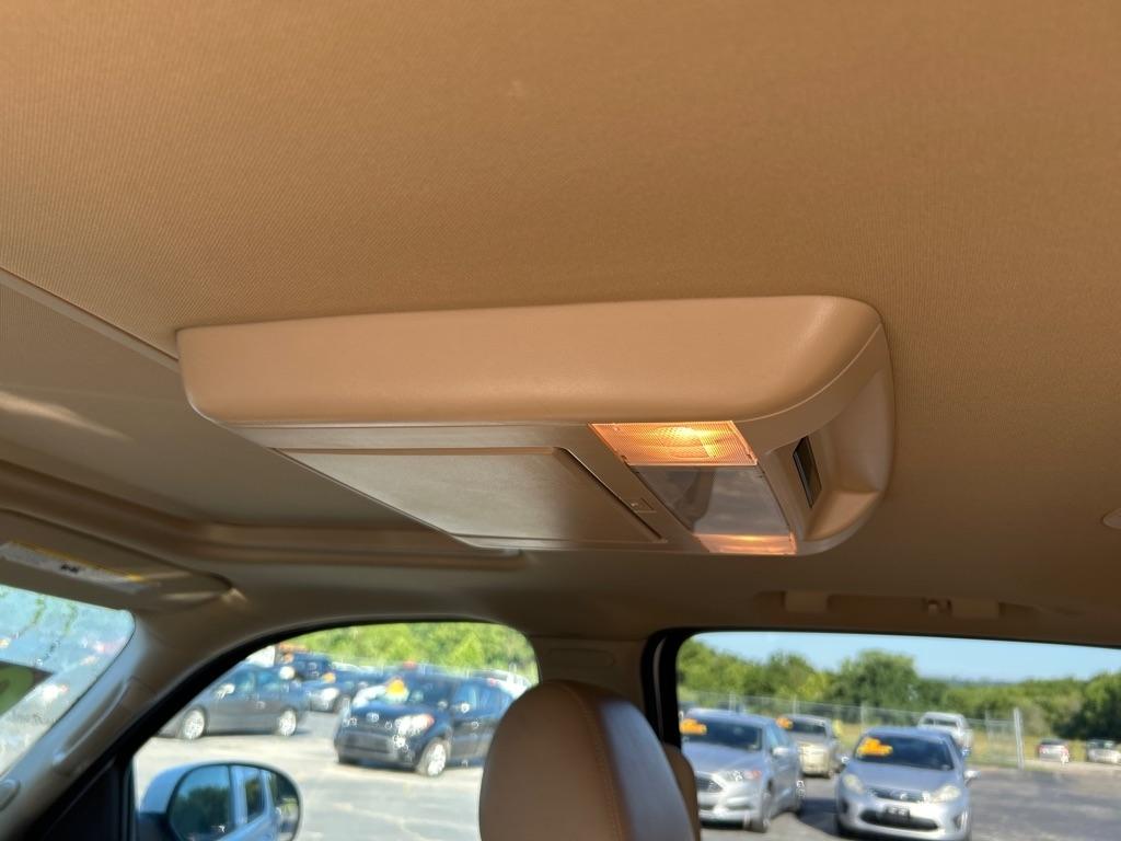 GMC Yukon Denali XL 4WD 2009