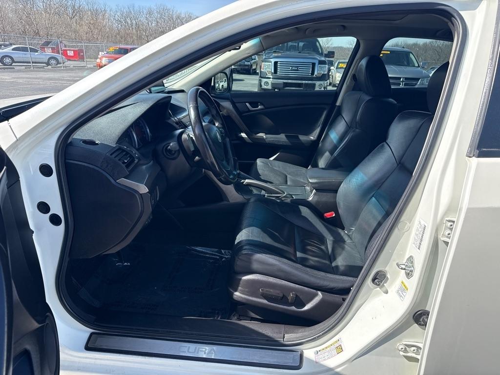 Acura TSX 5-speed AT 2010