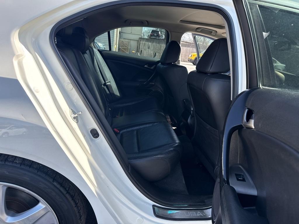 Acura TSX 5-speed AT 2010