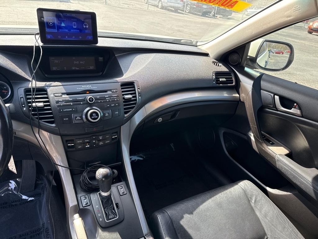 Acura TSX 5-speed AT 2010
