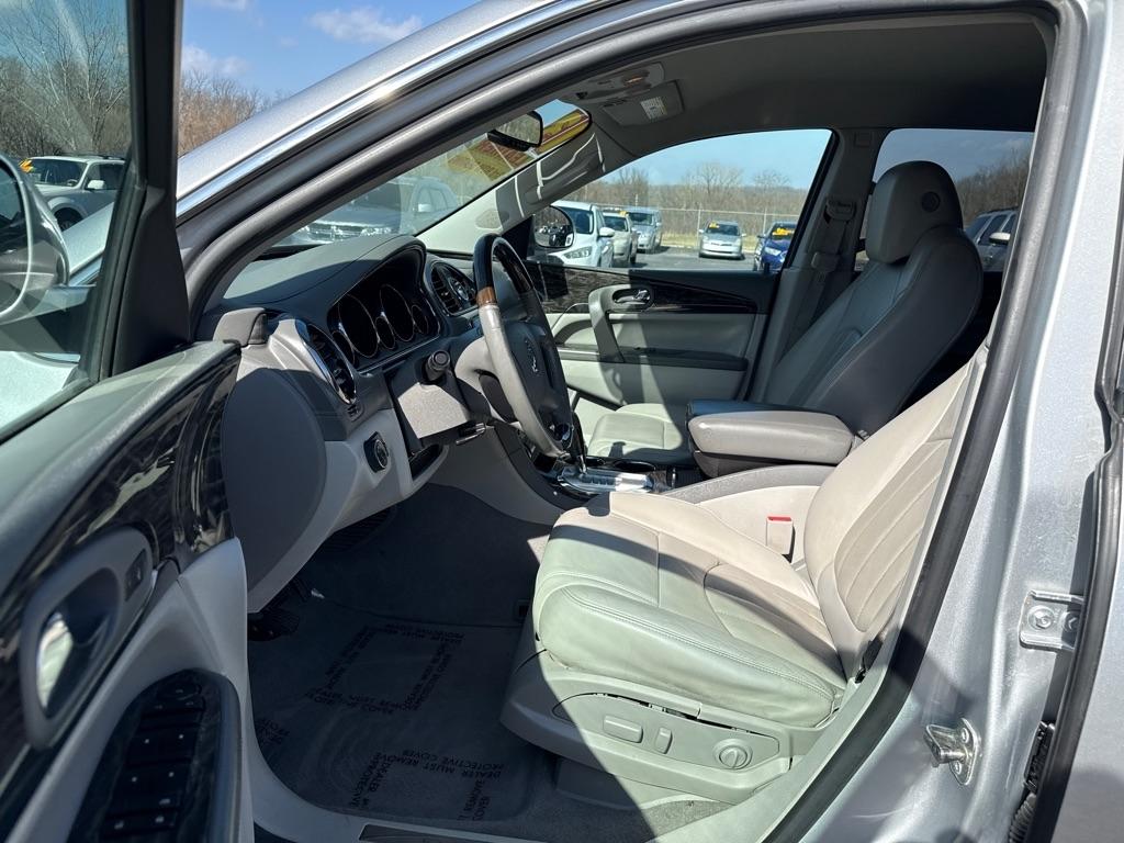 Buick Enclave Leather AWD 2013