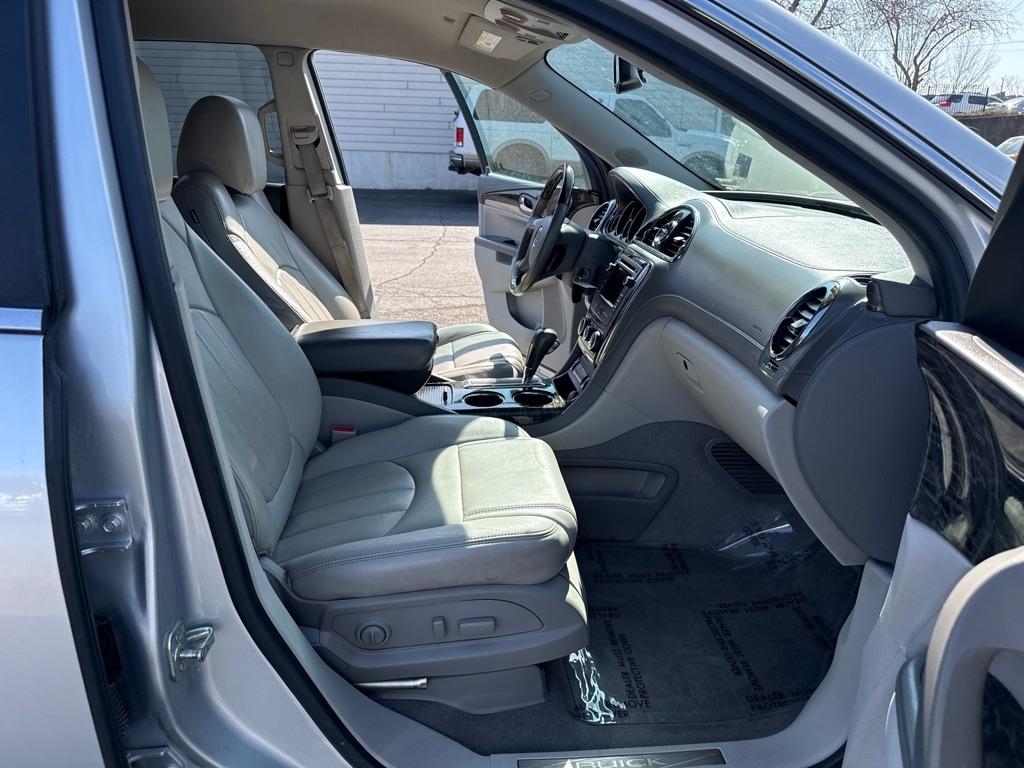 Buick Enclave Leather AWD 2013