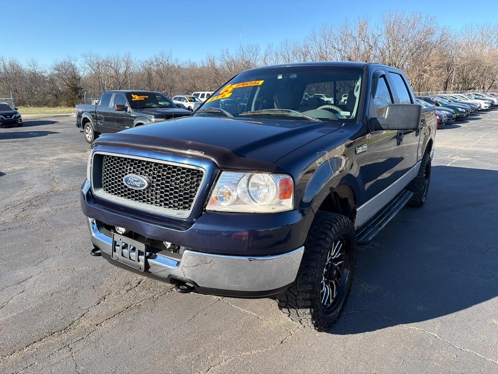 Ford F-150 XLT SuperCrew 4WD 2005