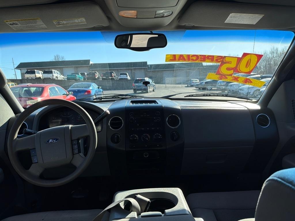 Ford F-150 XLT SuperCrew 4WD 2005