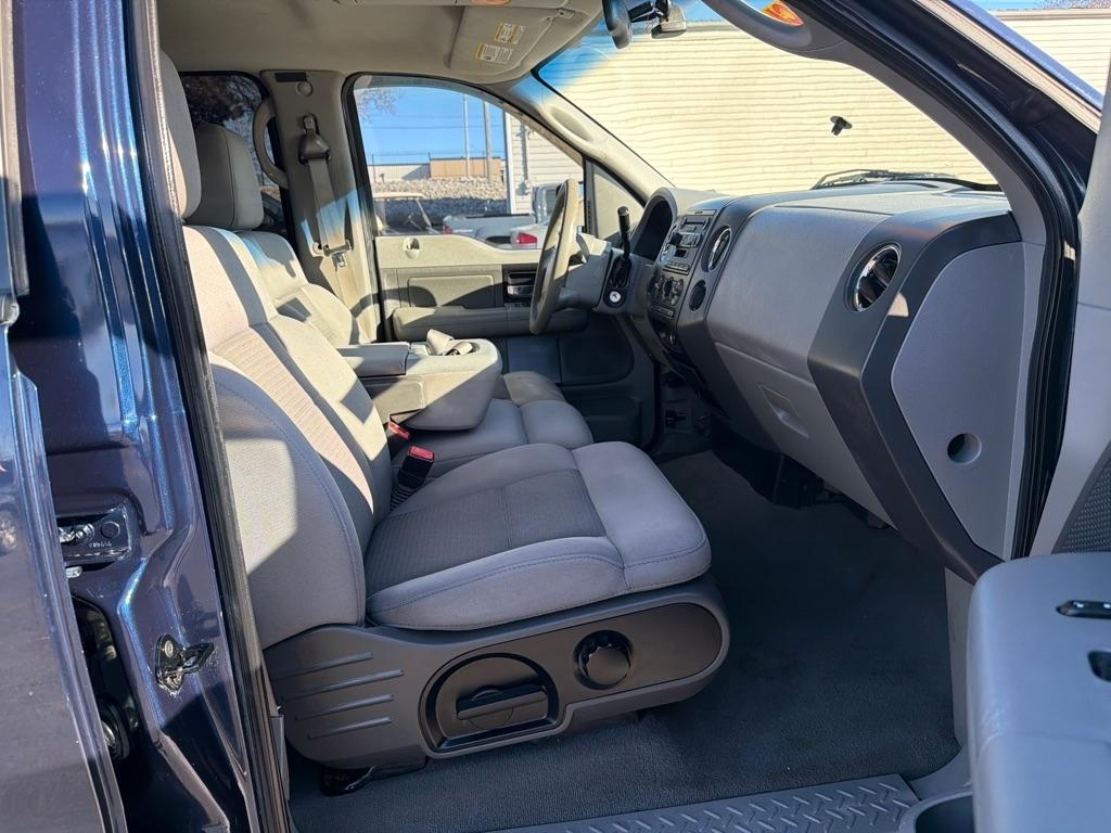 Ford F-150 XLT SuperCrew 4WD 2005