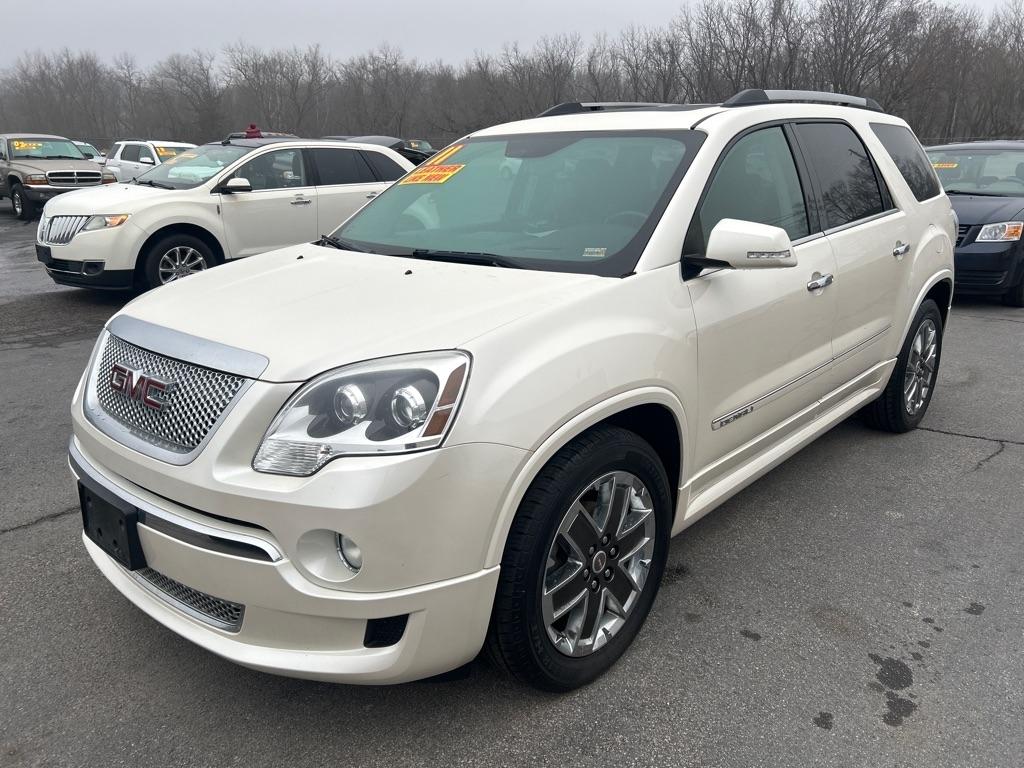 GMC Acadia Denali AWD 2011