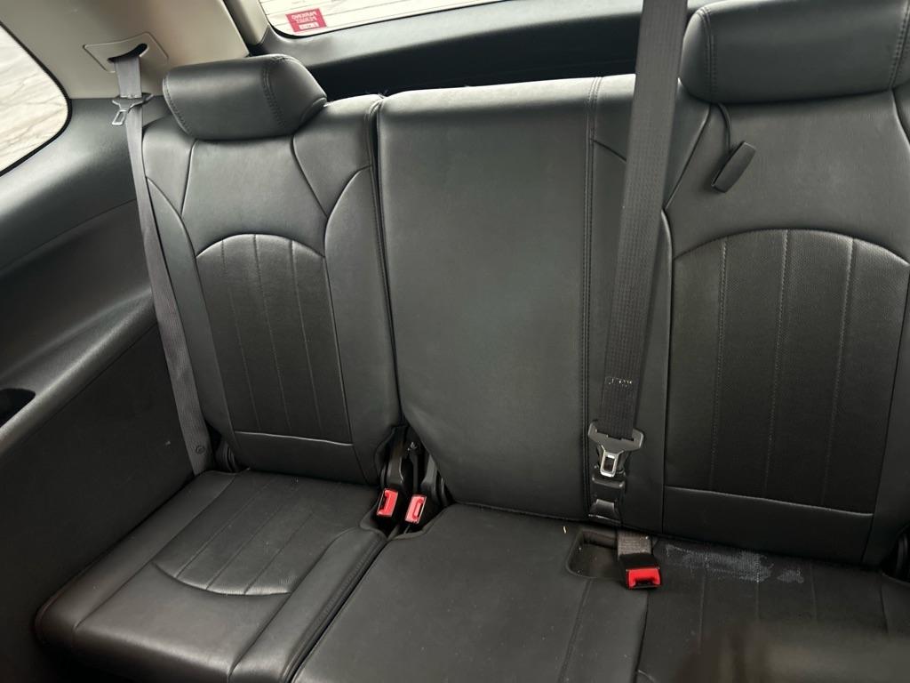 GMC Acadia Denali AWD 2011