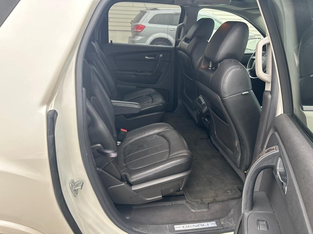 GMC Acadia Denali AWD 2011