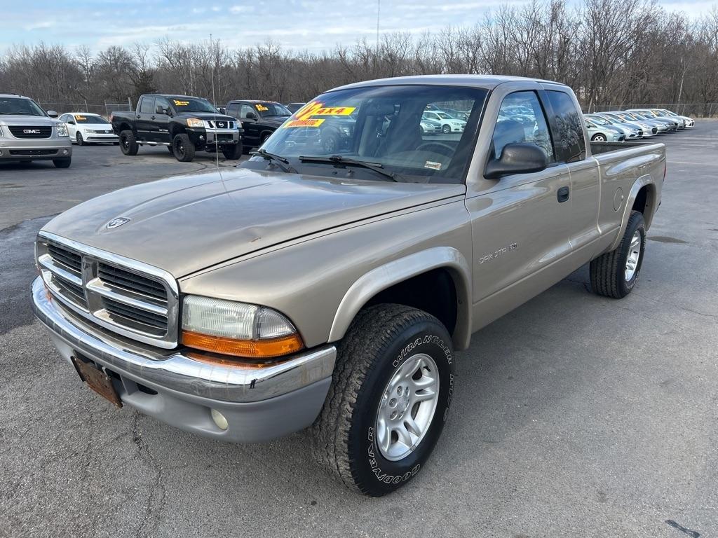 Dodge Dakota SLT Club Cab 4WD 2002