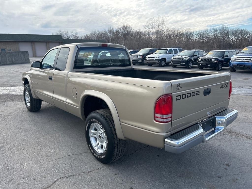 Dodge Dakota SLT Club Cab 4WD 2002
