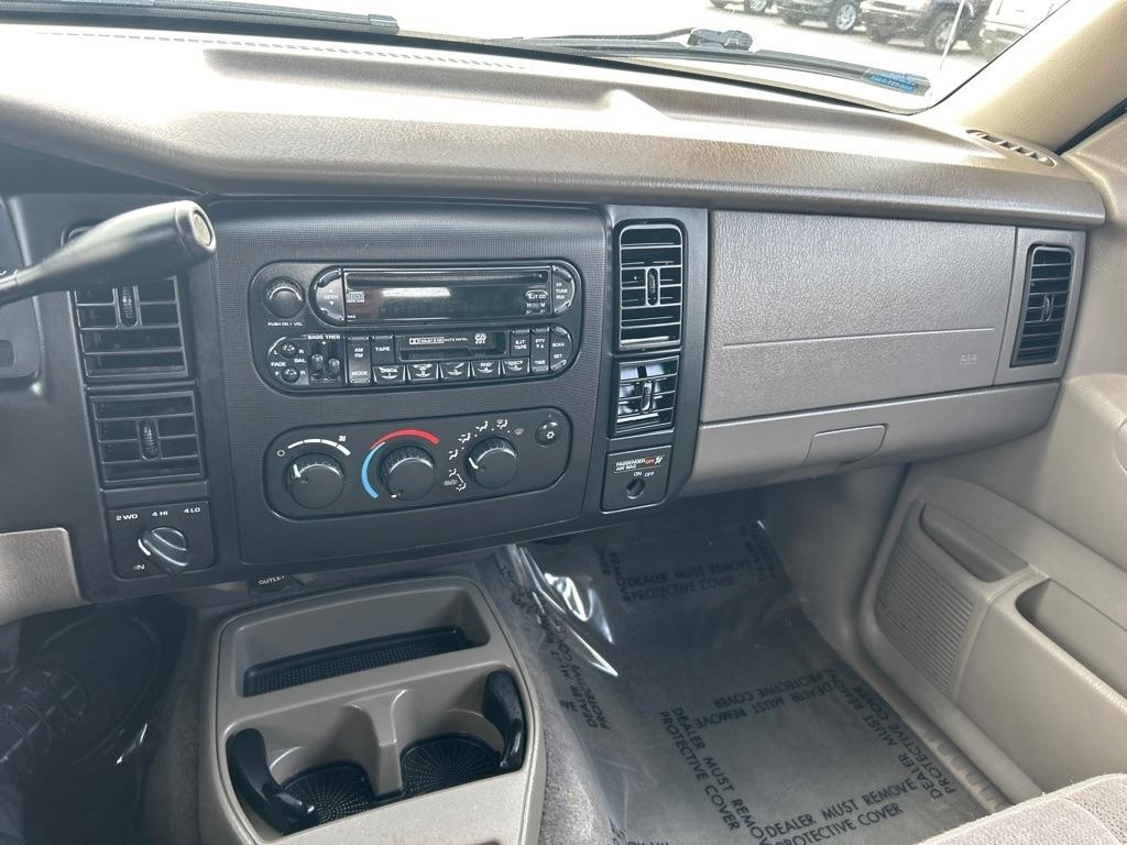 Dodge Dakota SLT Club Cab 4WD 2002