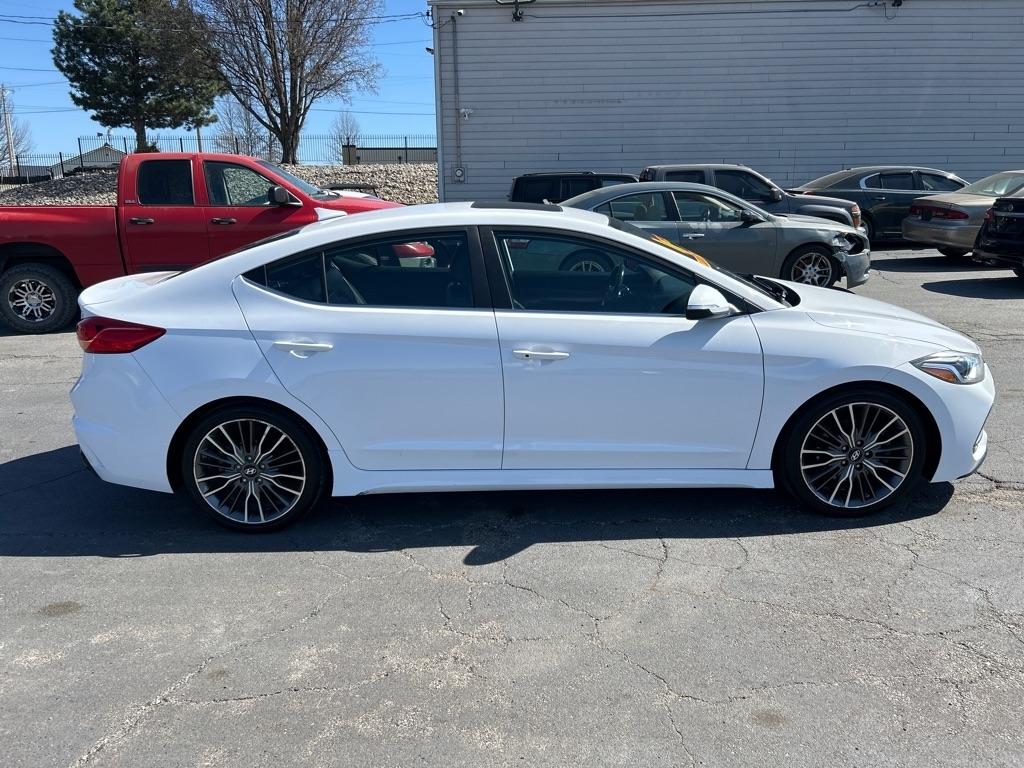 Hyundai Elantra 6AT 2018