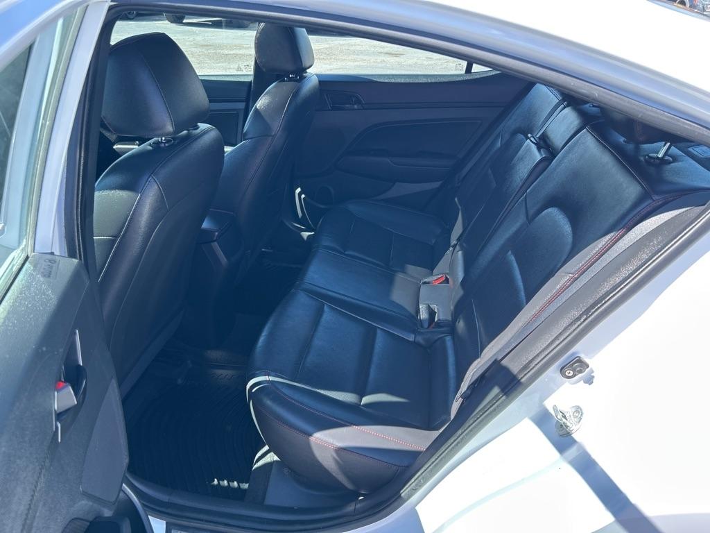 Hyundai Elantra 6AT 2018