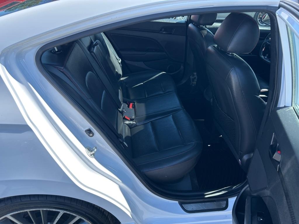 Hyundai Elantra 6AT 2018