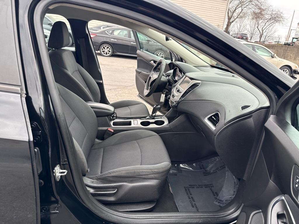 Chevrolet Cruze LS Auto 2017