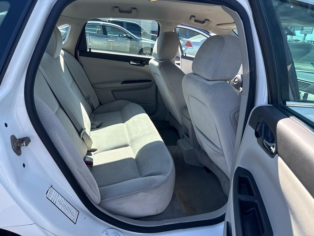 Chevrolet Impala LS (Fleet) 2012