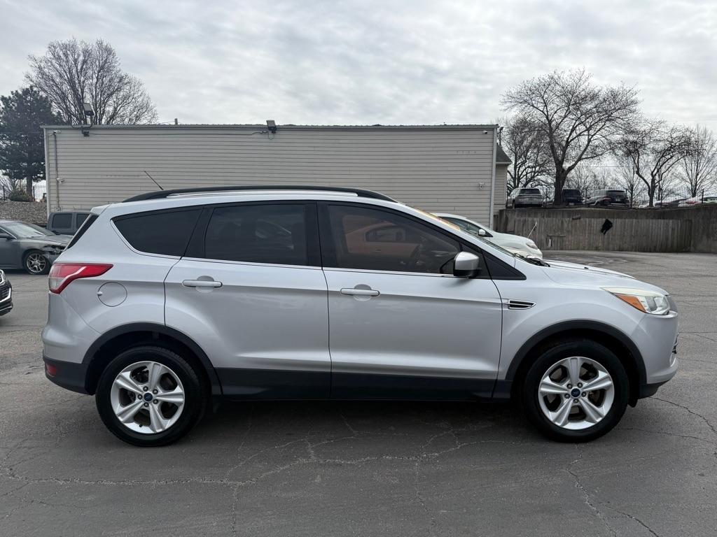 Ford Escape SE FWD 2016