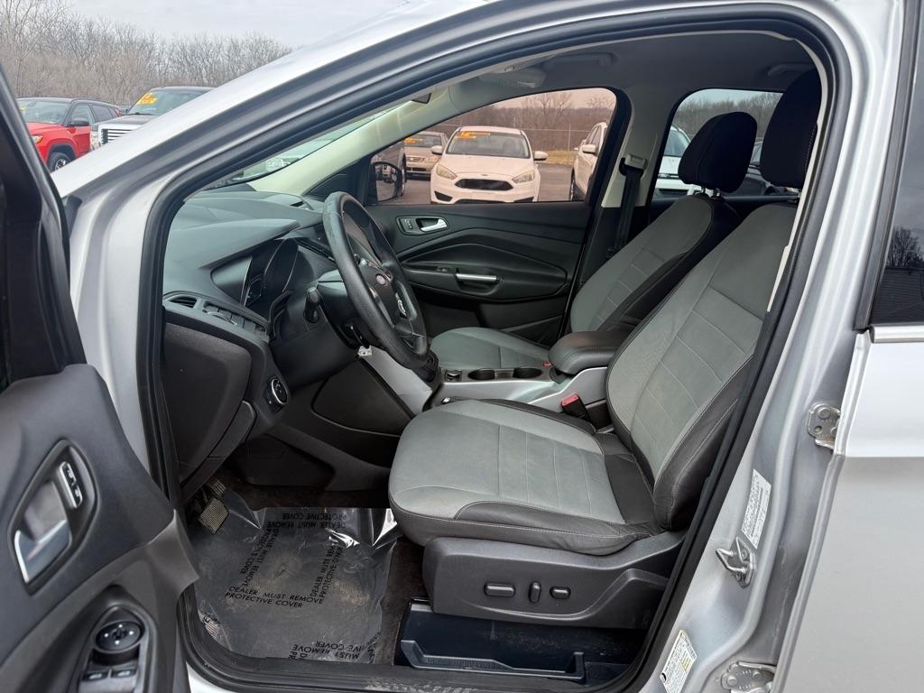 Ford Escape SE FWD 2016