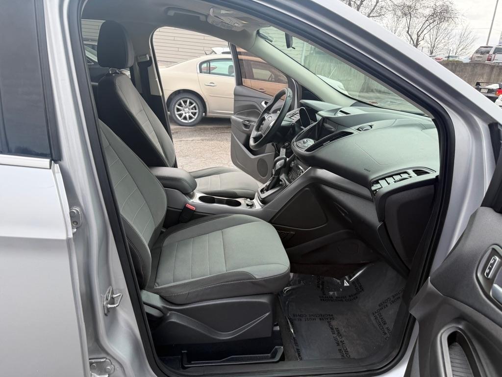 Ford Escape SE FWD 2016