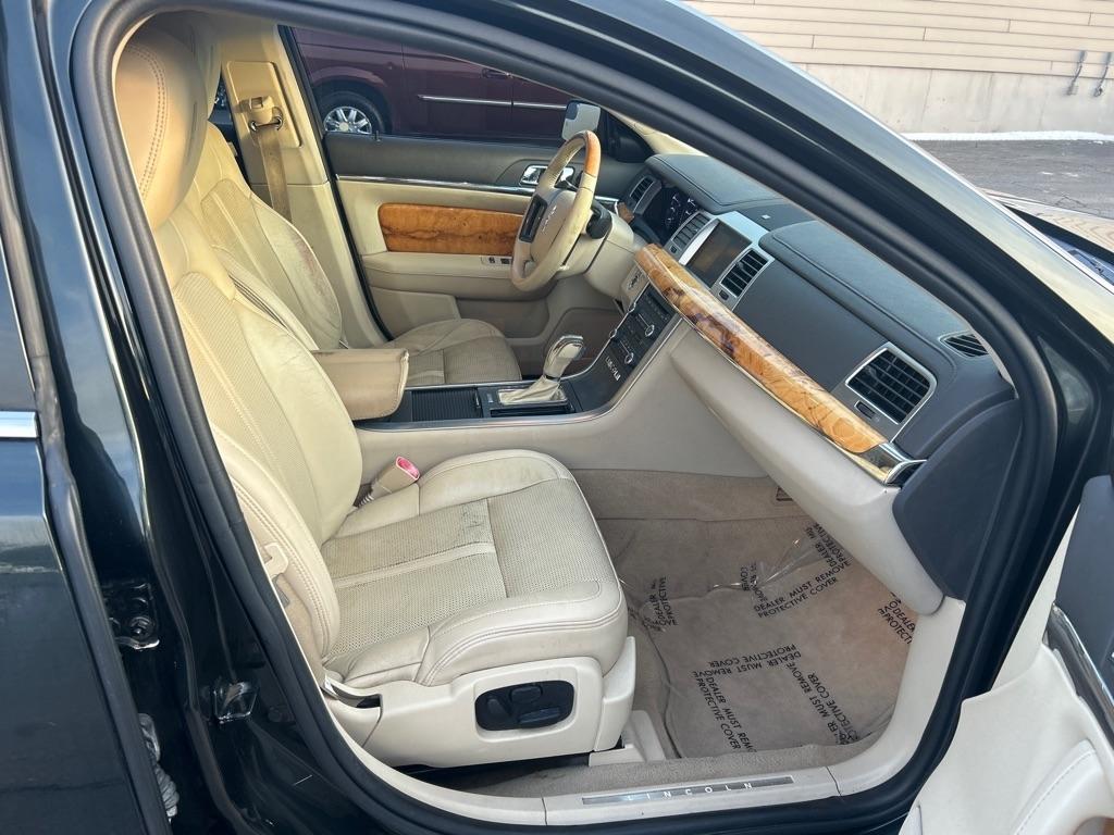 Lincoln MKS 3.7L FWD 2010