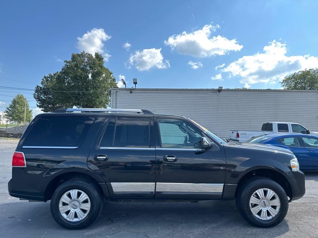 Lincoln Navigator 4WD 2013