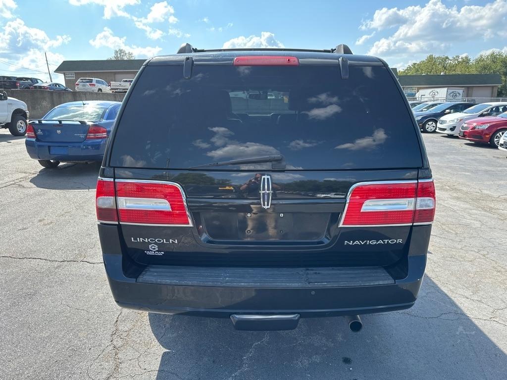 Lincoln Navigator 4WD 2013