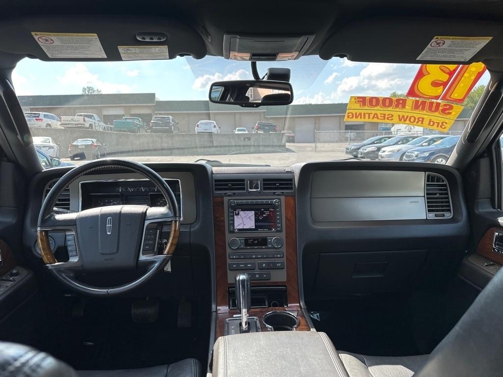 Lincoln Navigator 4WD 2013