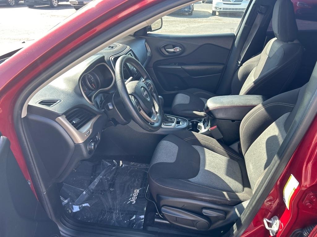 Jeep Cherokee Sport FWD 2016