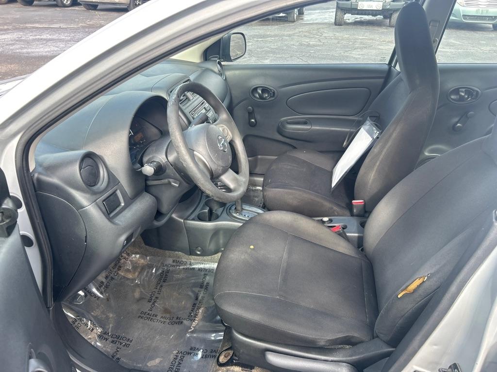 Nissan Versa 1.6 S Sedan 2012