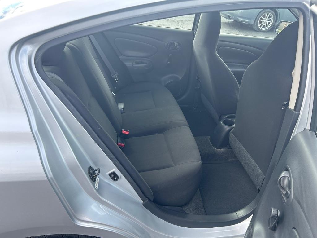 Nissan Versa 1.6 S Sedan 2012
