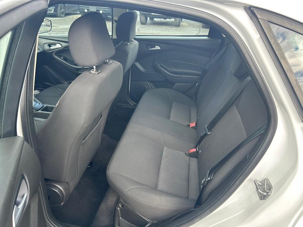 Ford Focus SE Sedan 2016