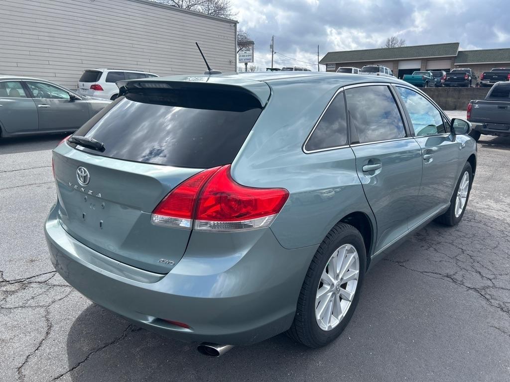 Toyota Venza AWD I4 2011