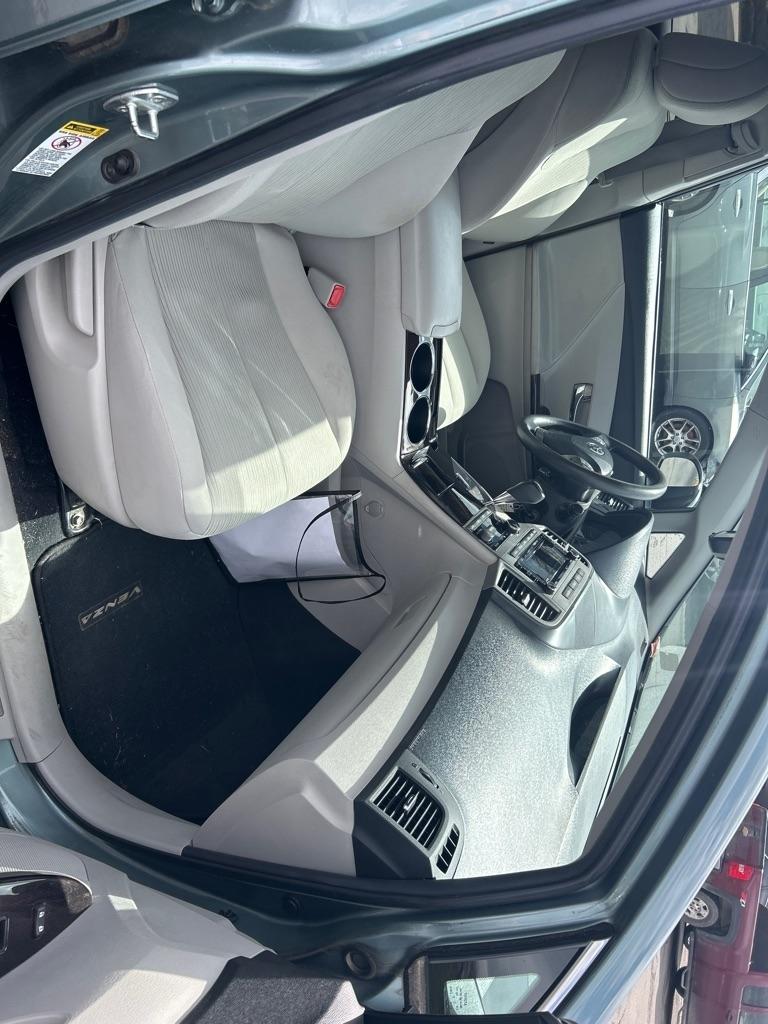 Toyota Venza AWD I4 2011