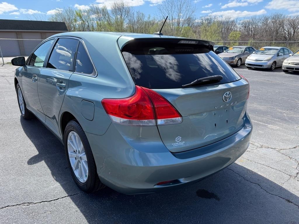 Toyota Venza AWD I4 2011