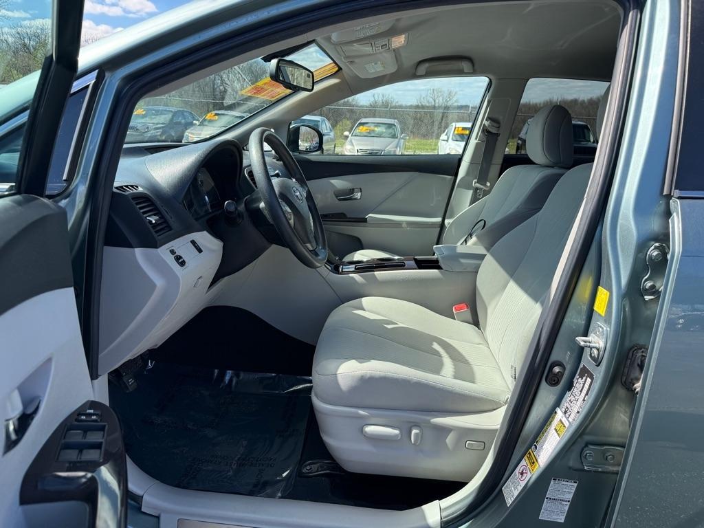 Toyota Venza AWD I4 2011