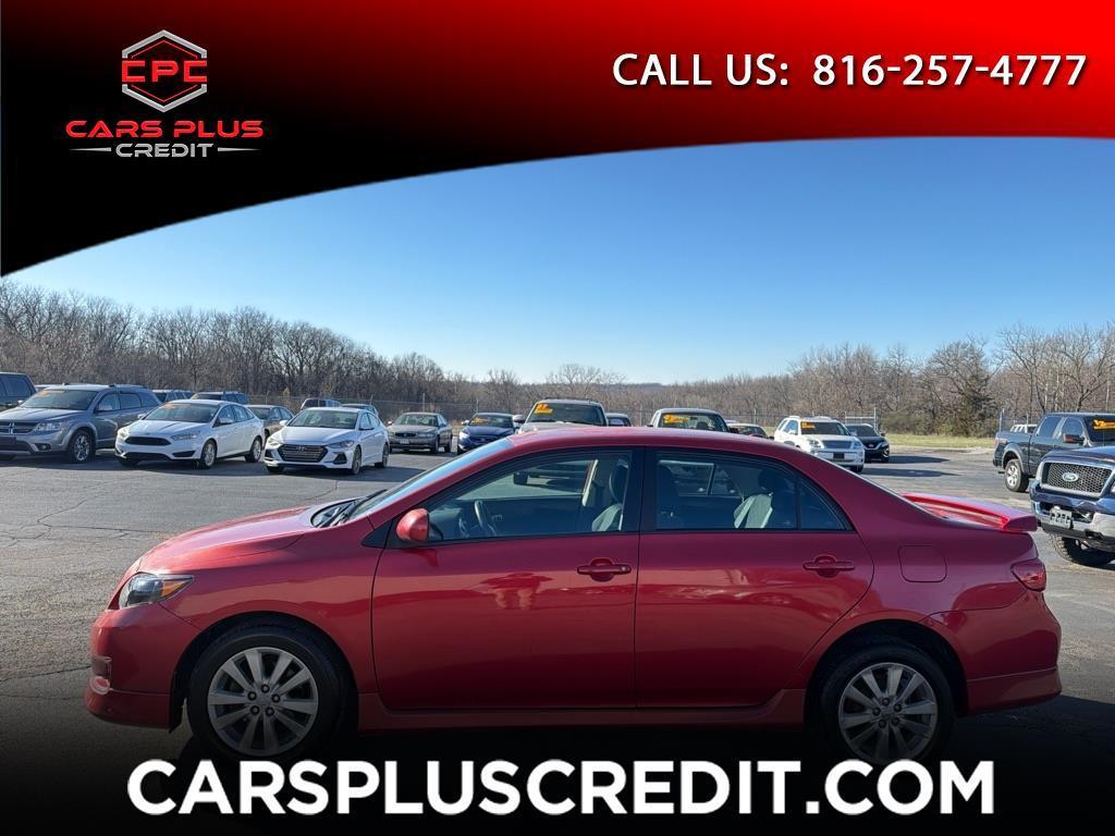 Toyota Corolla Base 5-Speed MT 2010