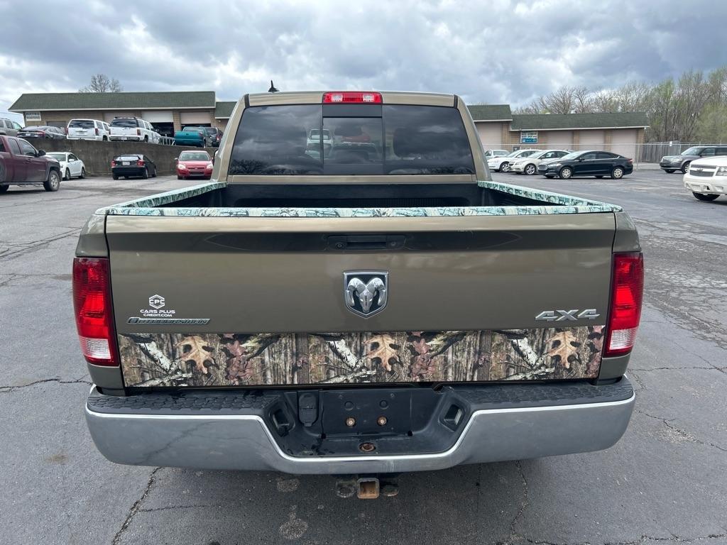 RAM 1500 SLT Crew Cab SWB 4WD 2015