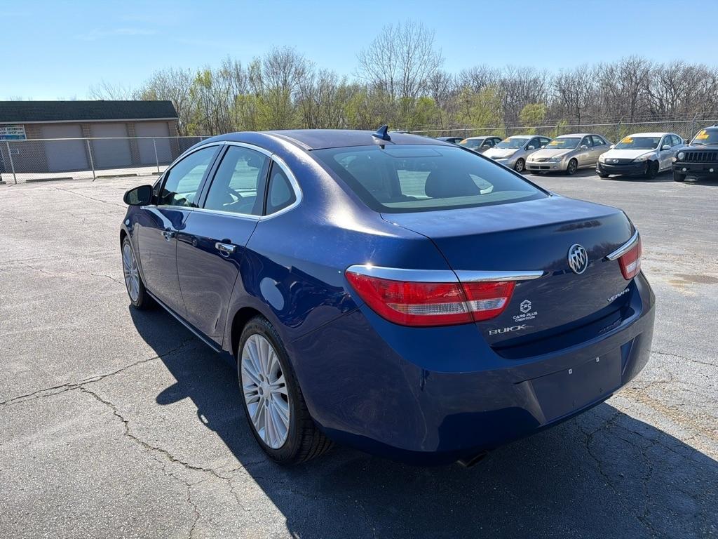 Buick Verano Base 2013